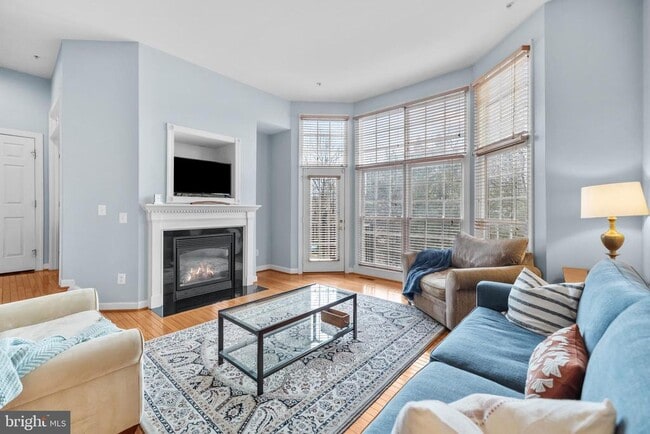 Building Photo - 5187 Brawner Pl