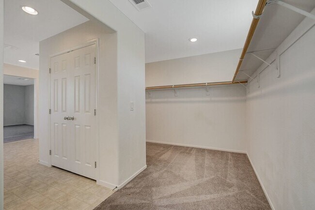 Building Photo - 5128 Granite Basin St