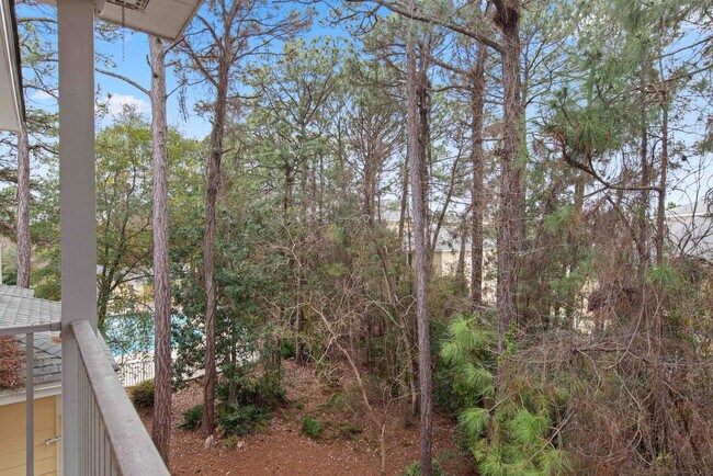 Building Photo - 200 Sandestin Ln