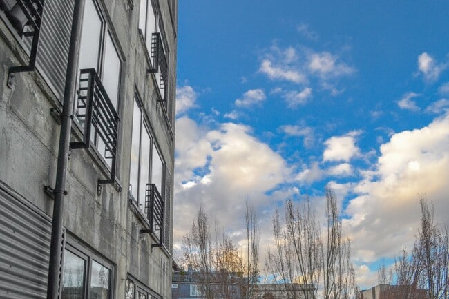 Building Photo - North Park Lofts - Historic Pearl District Warehouse Studio w/parking/most utilities/rooftop patio