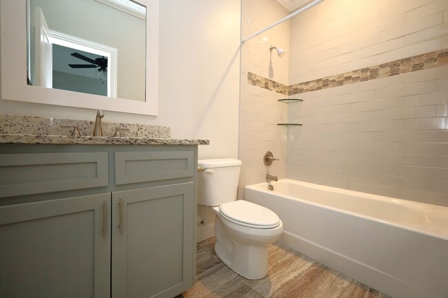 Building Photo - 121 Floyd Mcneal Dr