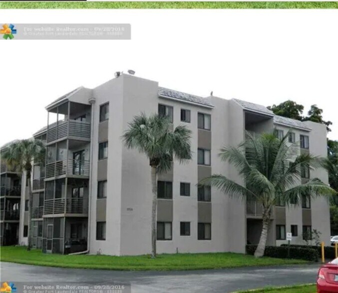 Building Photo - 3730 NW 88th Ave