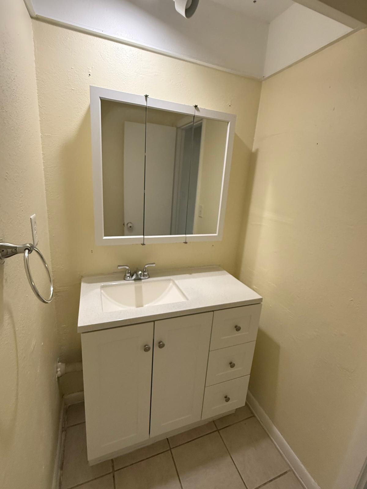 Building Photo - 8622 Cattail Dr