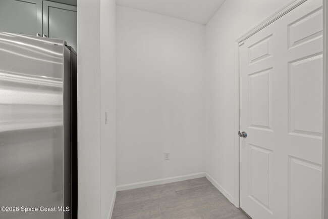 Building Photo - 2264 Middlebury Drive