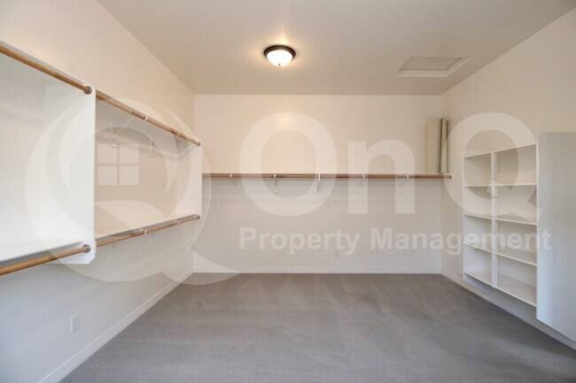 Building Photo - 3469 E Orleans Dr