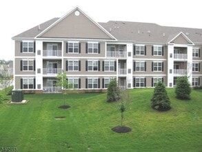 Building Photo - 3223 Edward Stec Blvd