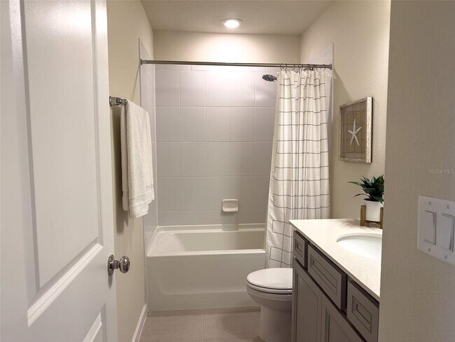 Building Photo - 5640 Pineland Run
