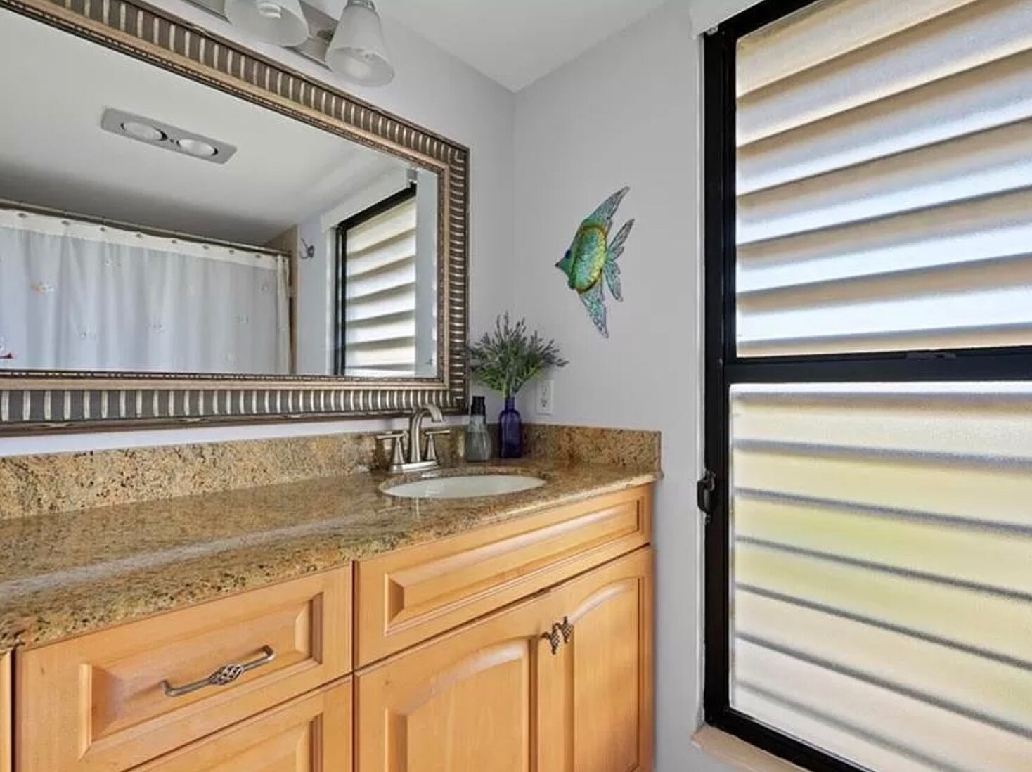 Granite counter - 166 SE Saint Lucie Blvd