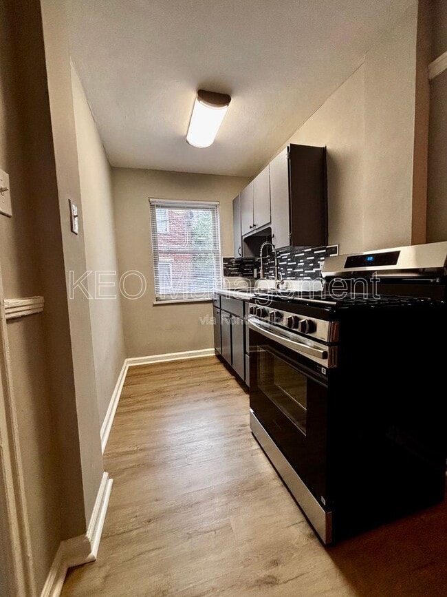 Building Photo - 225 E Xenia Dr