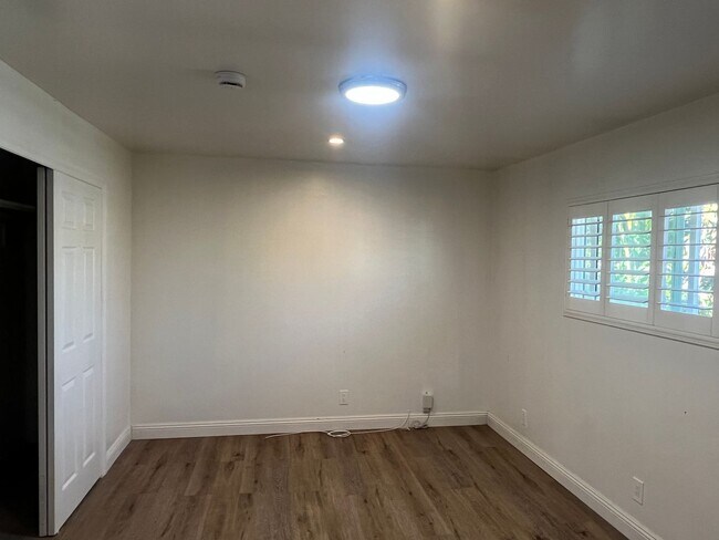 Building Photo - 134