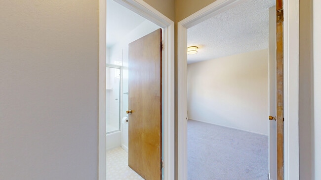 Building Photo - 4453 24th St