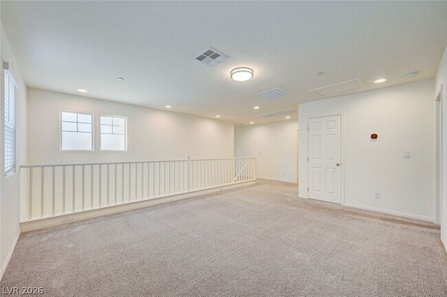 Building Photo - 185 Lilt Ave