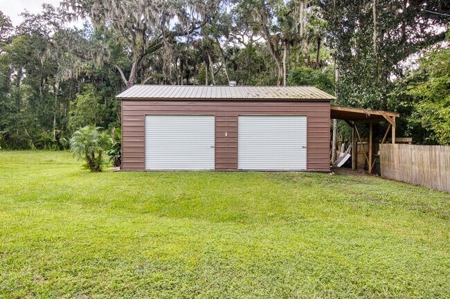 Building Photo - 707 Corbin Park Rd