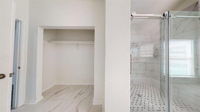 Building Photo - 7415 Alcomita Dr