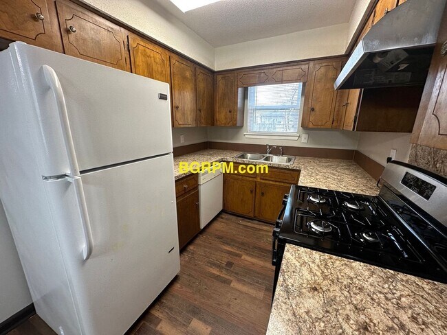 Building Photo - 6 Waterfront Dr