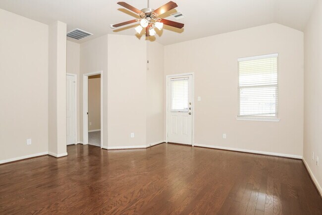 Building Photo - 18306 Paige Terrace Ct