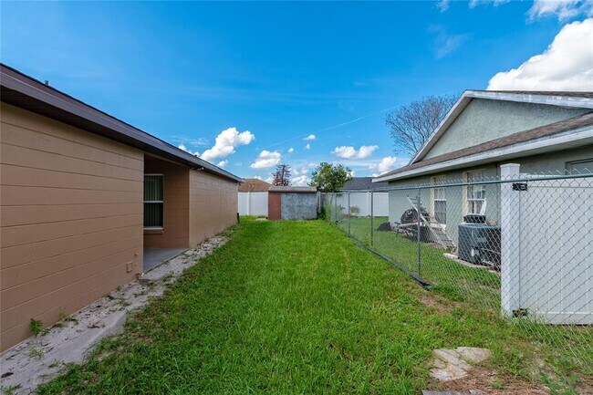 Building Photo - 166 Alameda Dr