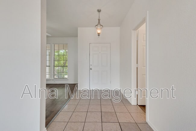 Building Photo - 1173 Sunderland Ln