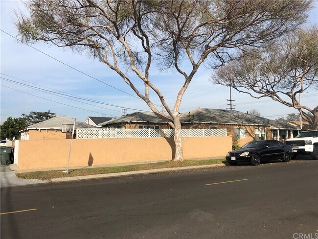 Building Photo - 17039 Crenshaw Blvd