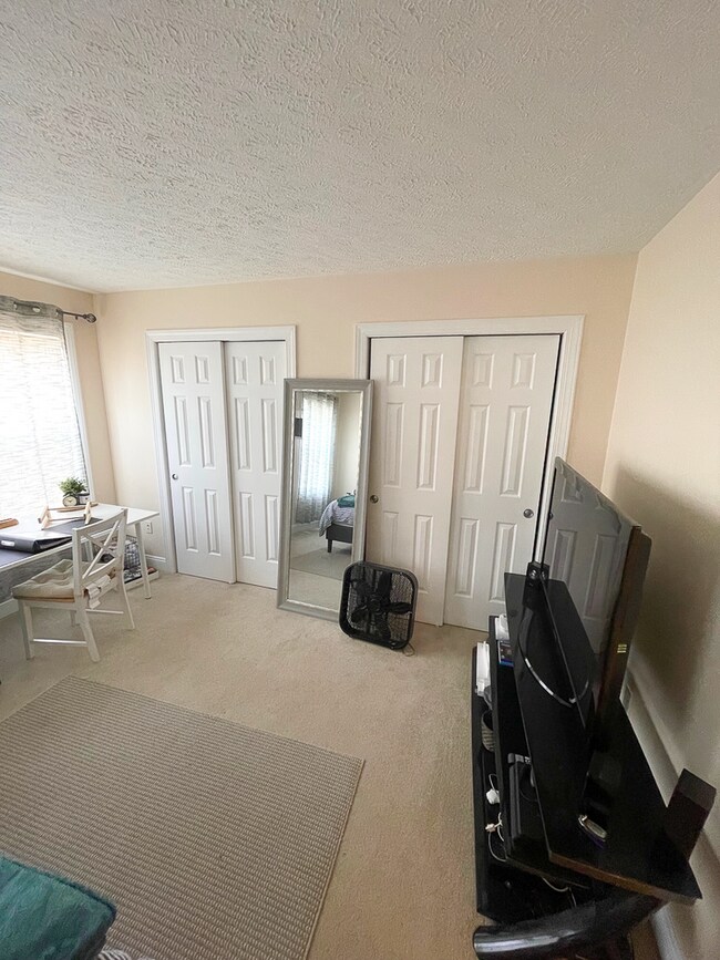 Building Photo - Available for the 2026-2027 lease term.