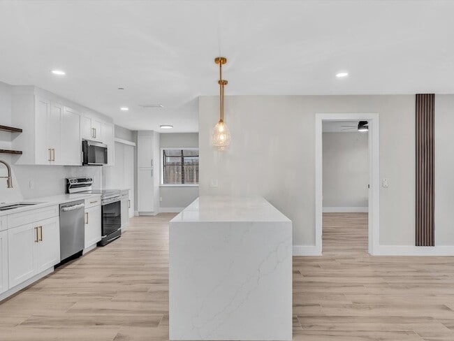 Building Photo - 10691 NW 28th St