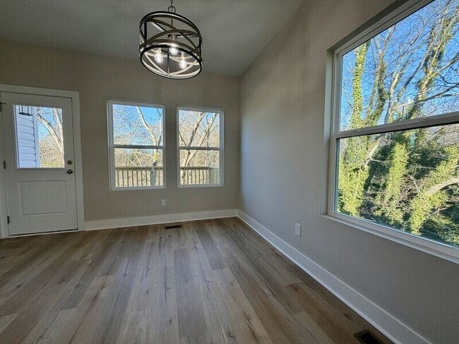 Building Photo - 75 Woodsdale Pl SE