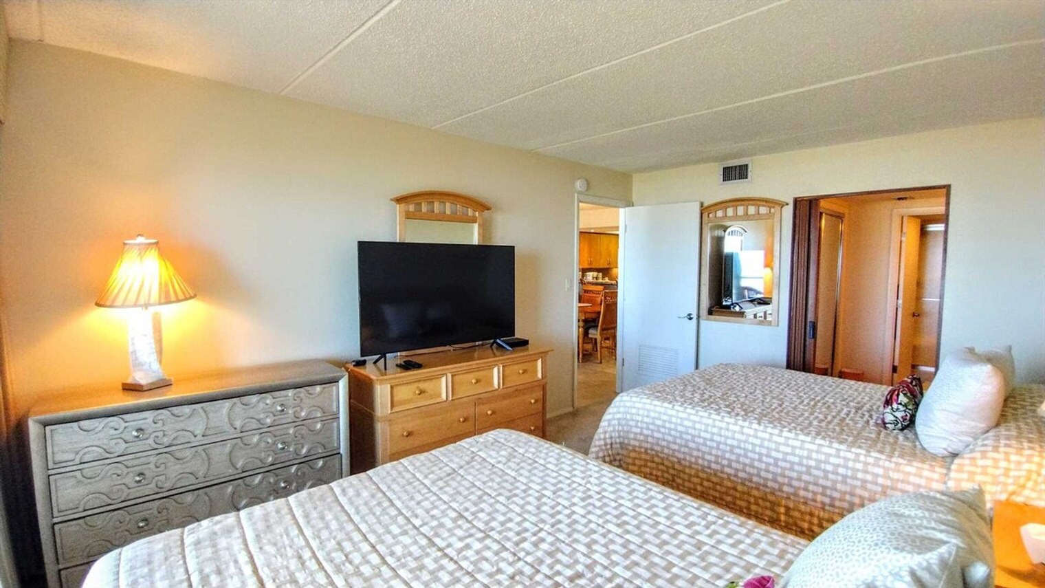 Building Photo - 2216 Gulf Blvd