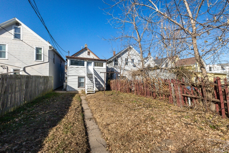 Building Photo - 1208 Rhomberg Ave