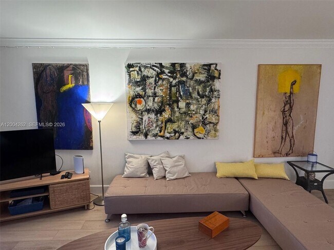 Building Photo - 5151 Collins Ave