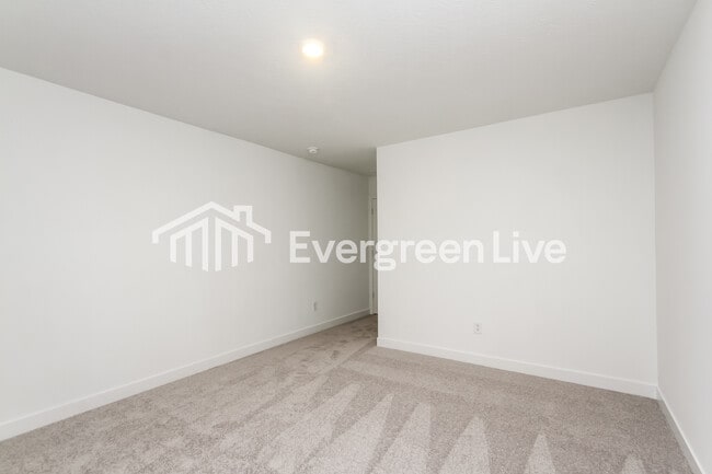 Building Photo - 3565 Cosmic Ct