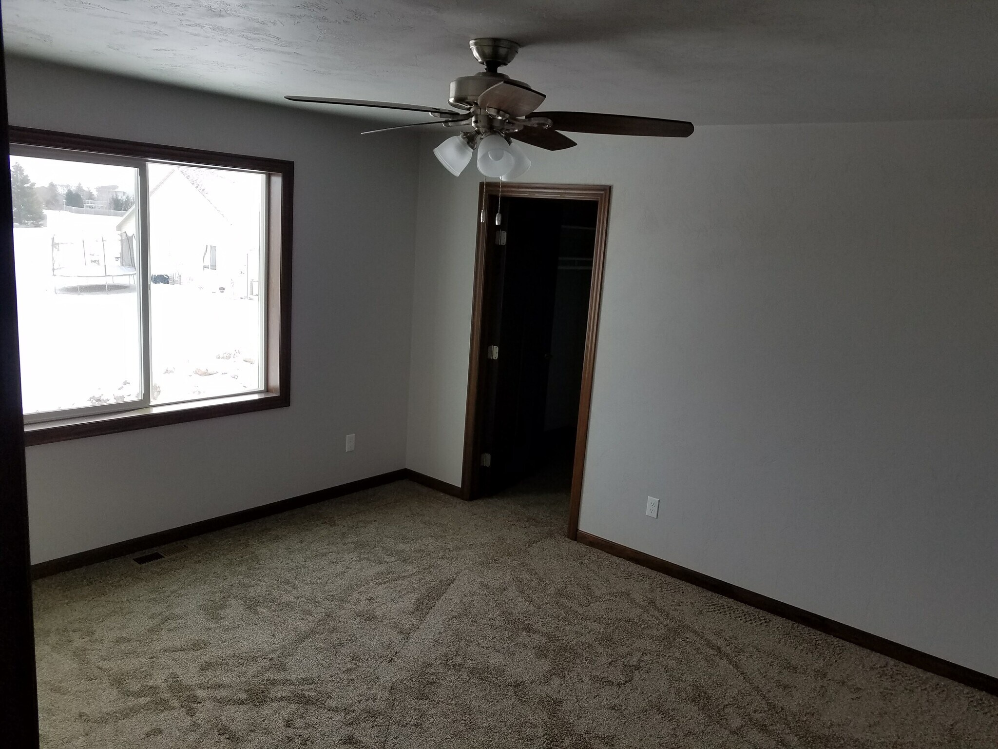 Building Photo - 1343 Moon Ridge Ct