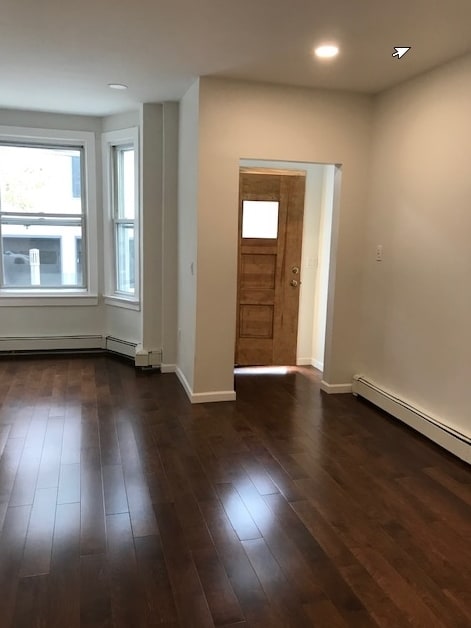 Building Photo - 61A South St
