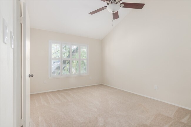 Building Photo - 715 Trademark Pl