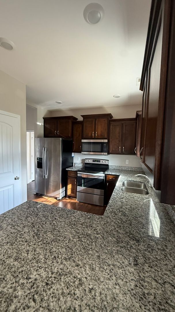 Building Photo - 309 Prosperous Ln