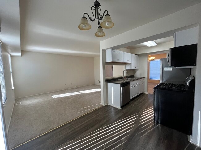 Building Photo - 1132 Crimson Ct