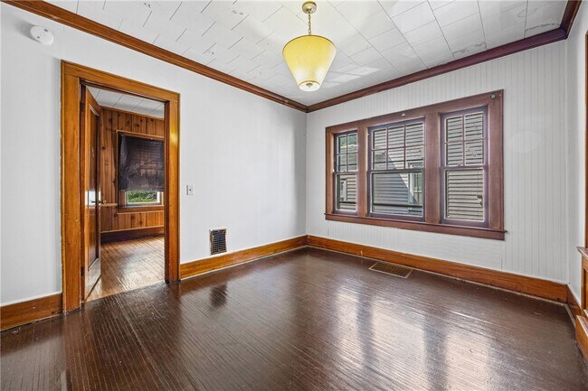 Building Photo - 97 Rohr St