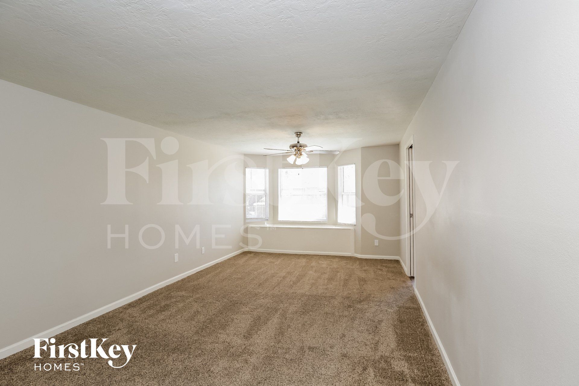 Building Photo - 13249 N 14th Dr