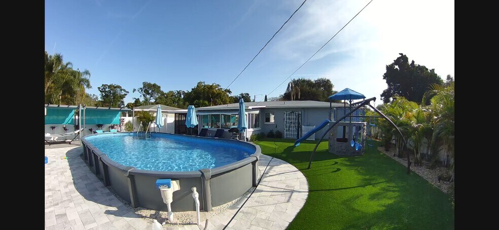 Building Photo - 2530 51st St N