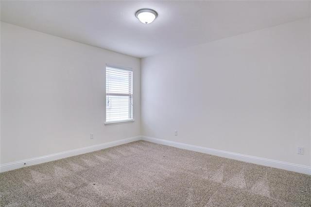 Building Photo - 8721 Maple Ridge Trail