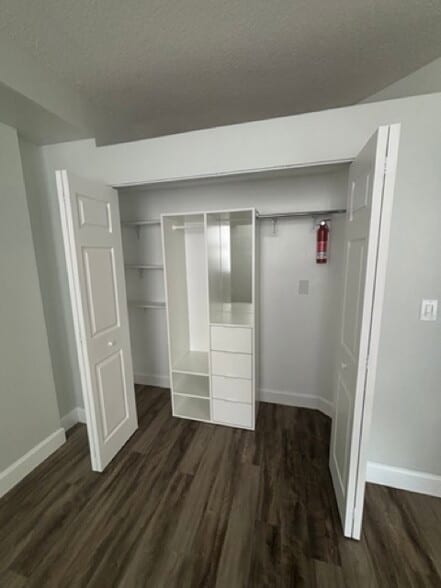 2nd Bedroom Closet - 1 Glen Royal Pky