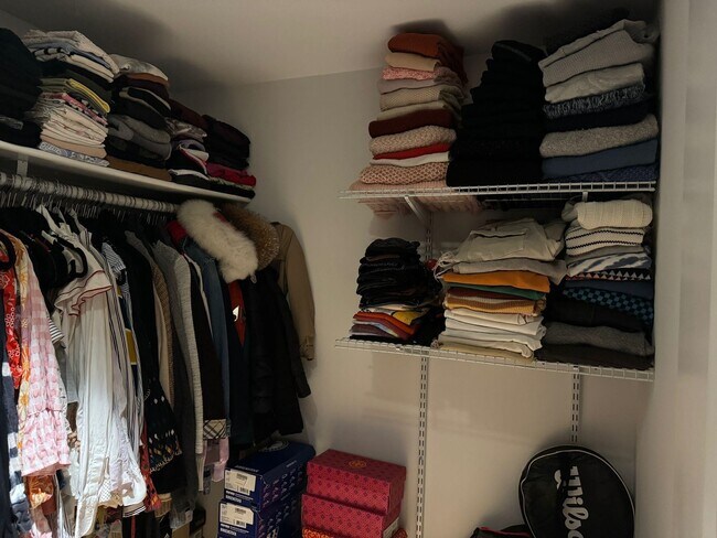 Building Photo - 125 70th St