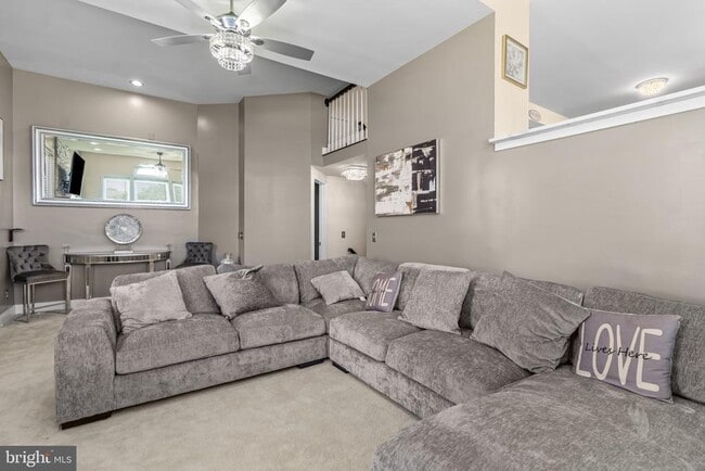 Building Photo - 18318 Lyles Dr