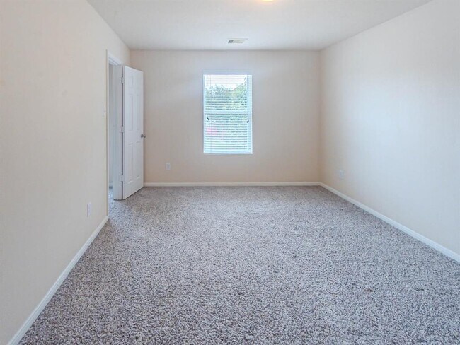 Building Photo - 3223 Zephyr Glen Way