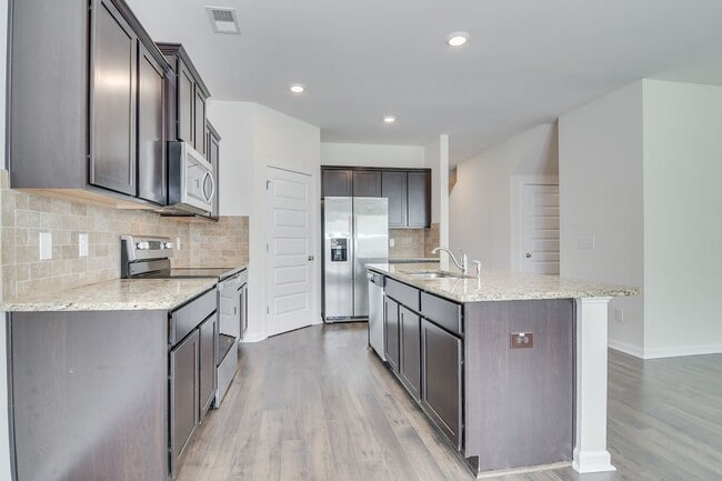 Building Photo - 1115 Sims Dr