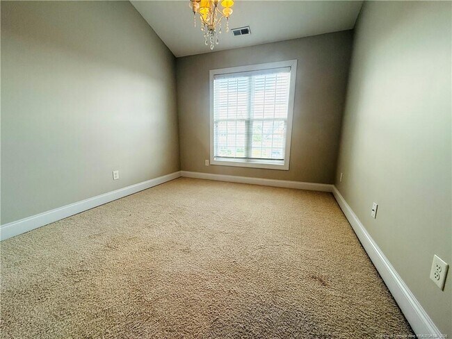 Building Photo - 5802 Kessinger Ct