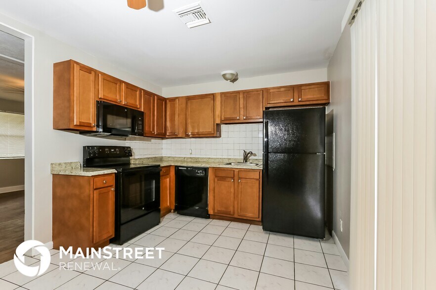 Building Photo - 6648 Osborne Dr