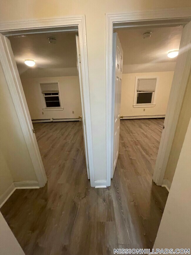 Building Photo - 40 Winthrop St