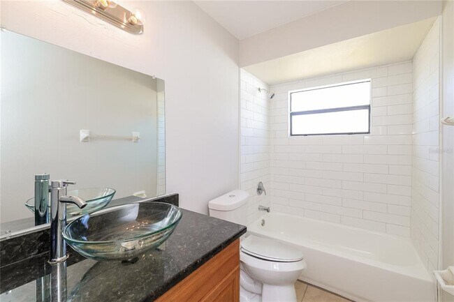 Building Photo - 804 Darby Dr