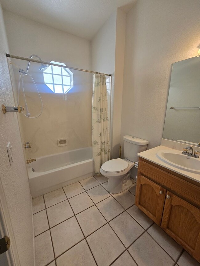 Building Photo - Unfurnished, 1-Year Long-Term Rental