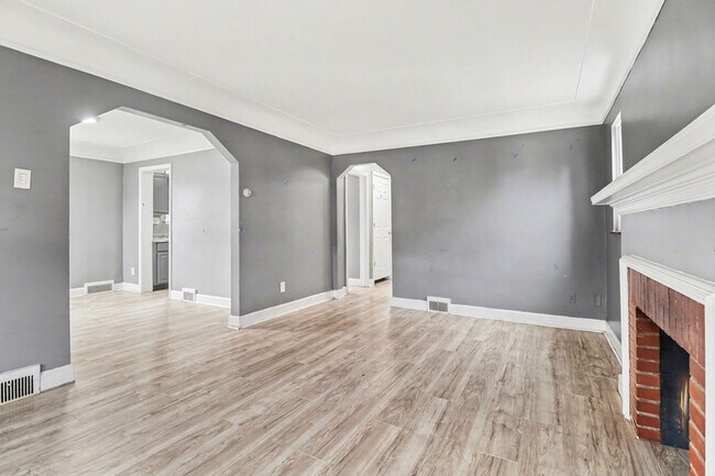 Building Photo - 16605 Freeland St